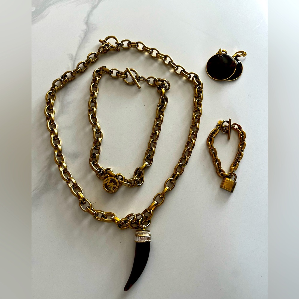 MK Large Precious Metal Chain Link Jewelry Set